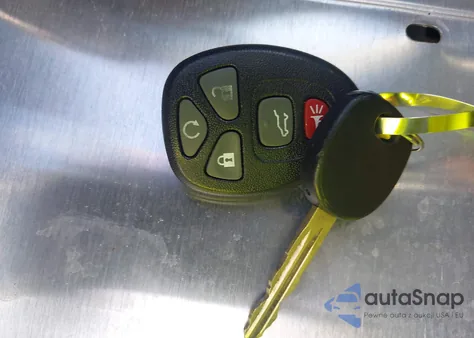 2011 Chevrolet Traverse 2Lt из США, поврежденный, VIN 1GNKRJED6BJ256048